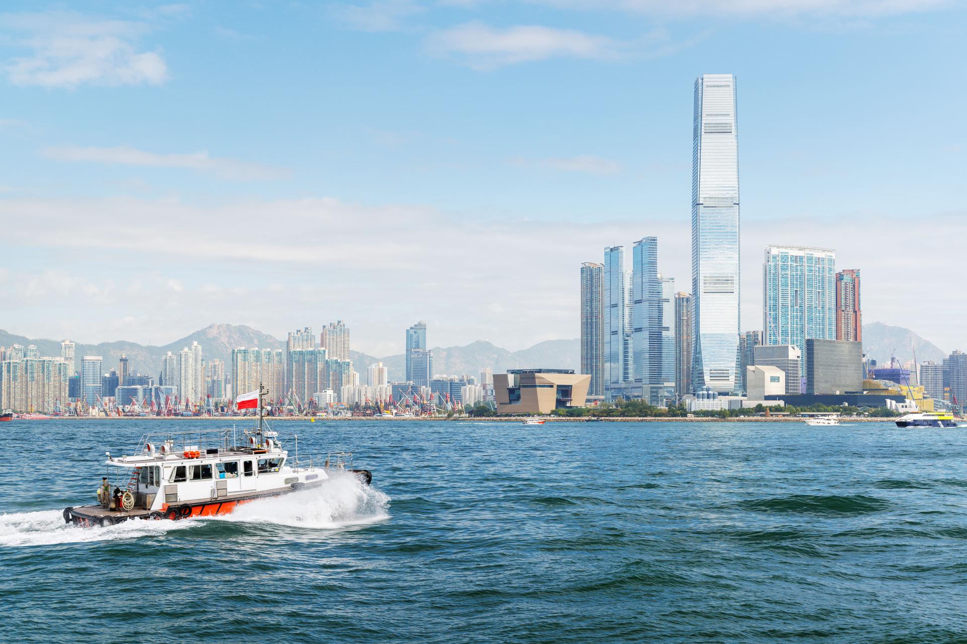 Save more when booking Flight+Hotel in Hong Kong