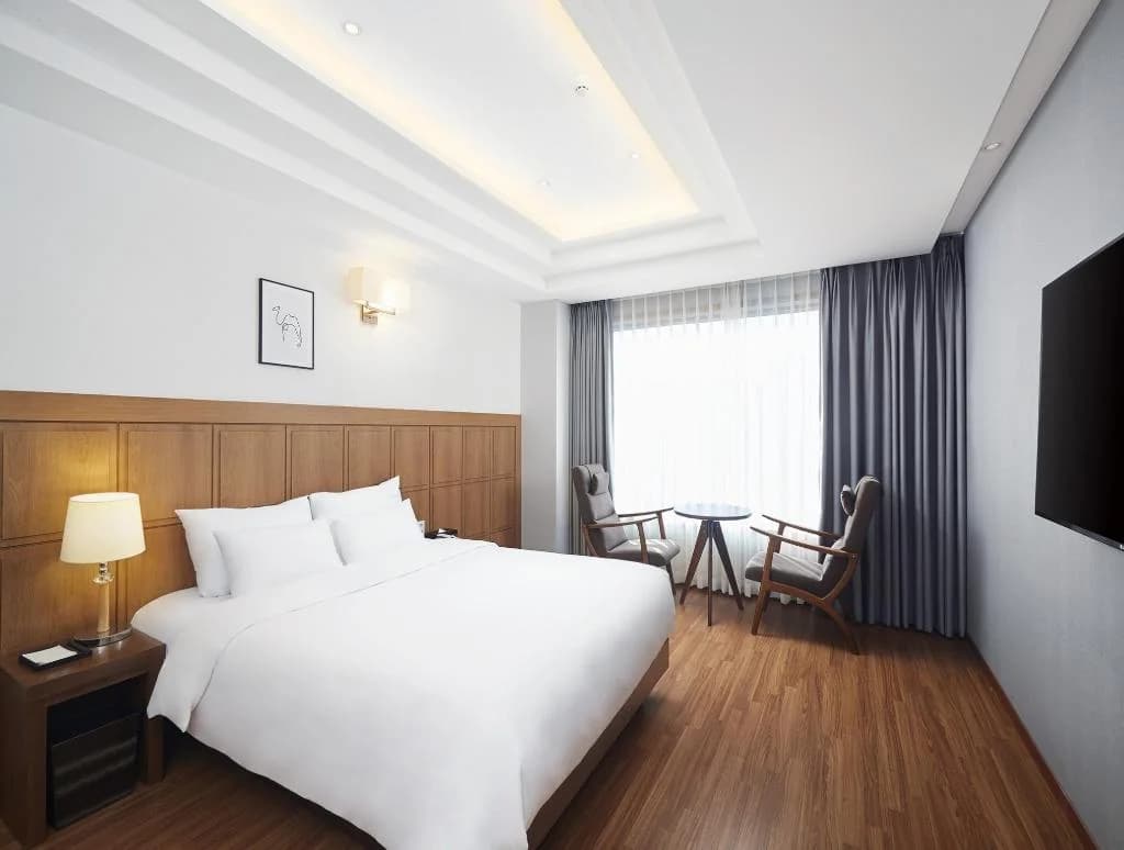 Lion Hotel