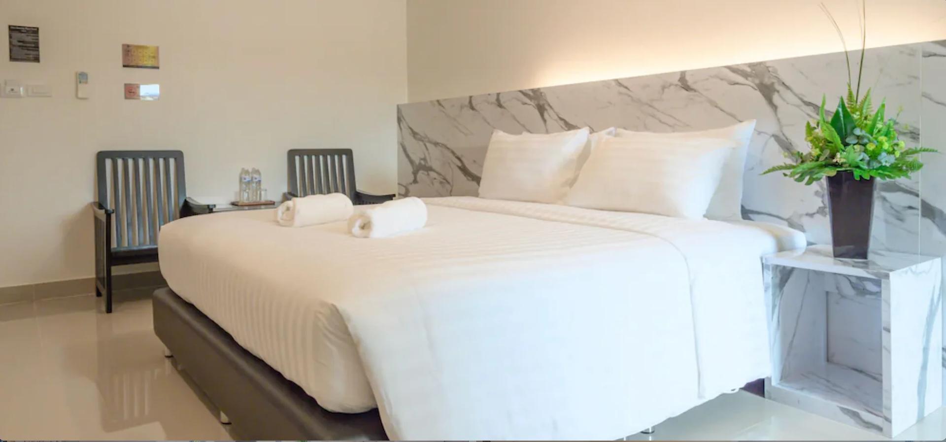 Book Donmueang Place Hotel