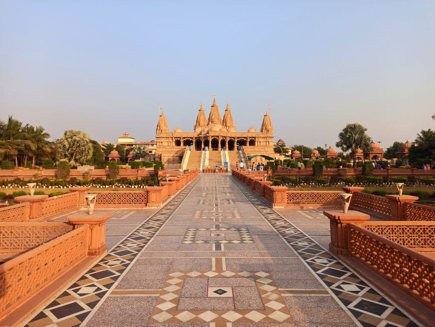 Best Places to Travel Solo in New Delhi (2026 Guide)