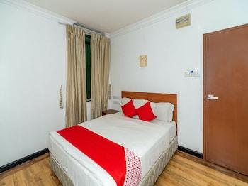 Super OYO 89847 Switz Paradise Hotel