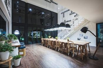 Blu Monkey Hub and Hotel Phuket