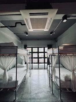 bloo Hostel
