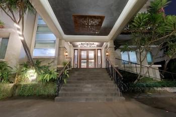 Mutiara Suites