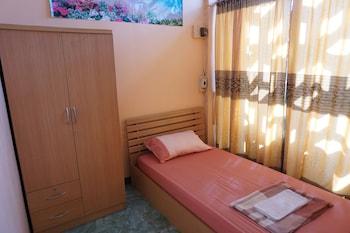 OYO 730 Meedee Hostel